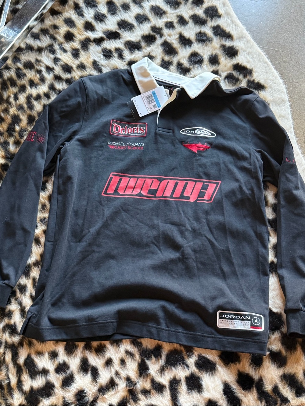 Jordan Men's Dark Gray Sweater with Patch Logo
